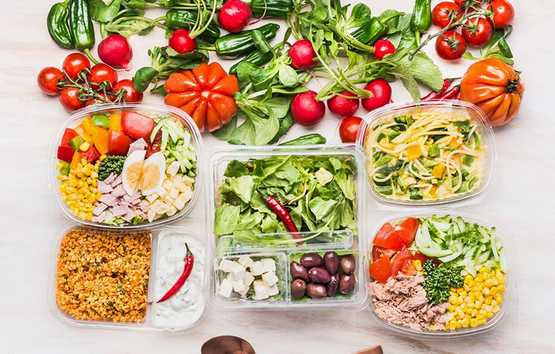 Paano muling binubuo ng plastic fruit sushi box ang handa na pagkain sa merkado ng pagkain?