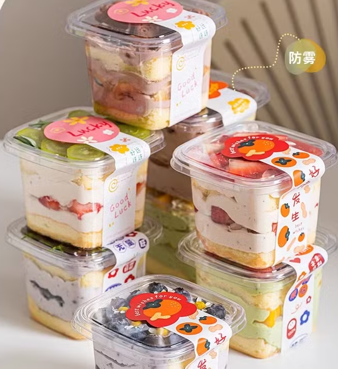 Ang isang PS Food Tray ba ay naglalabas ng mga nakakapinsalang kemikal kapag nadikit sa mainit na pagkain, kumpara sa isang PET Food Tray?