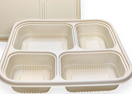 Paano maihahambing ang isang Plastic Food Tray sa isang Wooden Food Tray sa mga tuntunin ng paglaban sa mantsa?